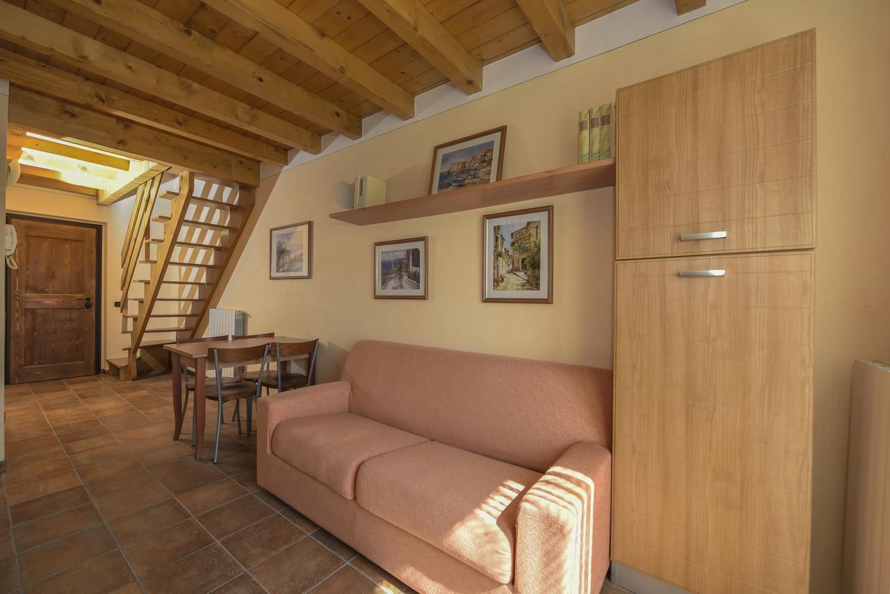 パラーティコ Residenza Borgo Anticoヴィラ エクステリア 写真